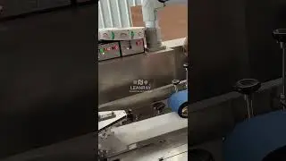 Wet wipe packing machine multiple pieces wipes packer#machine #cleanerfillingmachine#factoryproducts