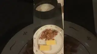 Southern Grits Bacon & Cheese  recipe.                      #shorts