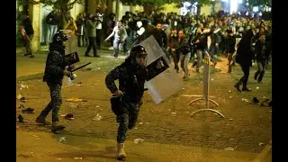 Clashes rock Beirut protest for second night