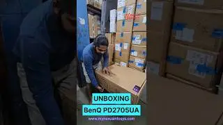 Unboxing BenQ PD2705UA 27