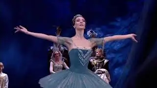 RAYMONDA - Variation Act 3 (Olga Smirnova - Bolshoi Ballet)