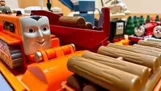 プラレールトーマス ⭐️木をはこべる！？トーマスと仲間たち＆トラクターのテレンス大活躍！つみおろしお仕事あそび！Job Play！