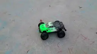 Arrma Granite 3s BLX with a 6s system and Granite Grom skatepark rip!!!!