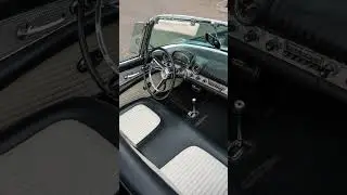 Истинный американский стиль: Ford Thunderbird 1956 года #шорты #классическиеавтомобили #доступные...