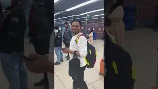 Flight delay howar karone pura airport ta explore korlam ami r amar chele🤗