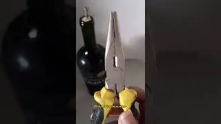 Como abrir uma garrafa de vinho r&aacute;pido e f&aacute;cil sem saca rolhas 🍷