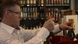 Si&ecirc;u thị - Check m&atilde; vạch - Nh&atilde;n gi&aacute; điện tử cho cửa h&agrave;ng rượu tại Verbunt Winery