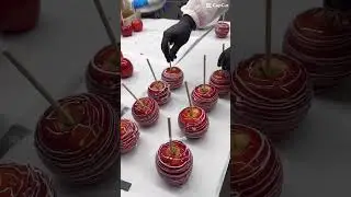Candy Apple in Japan 🇯🇵 #apple #candy #candyapple #japanfood