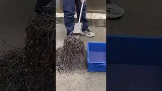 Handheld Iron Suction Tool for Heavy Lifting.