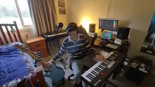 WHAT HAPPENS WHEN YOU PLAY TOO MANY INSTRUMENTS AT ONCE ?!?!?!