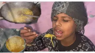 Aaj tumara bhai na Banai maggi🤤 #viral #viralvideos #explorepage #maggi #tranding 