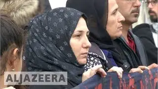 Refugees in Europe condemn 'slow' family reunion process