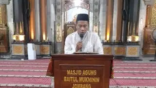 Masjid Agung Jombang sedang live sekarang!