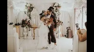 Fun Las Vegas Micro Wedding