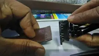 How to open a belt buckle