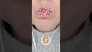 ASMR Satisfying Eating A Raffaello 😋 #chocolate #food #mukbang #satisfying