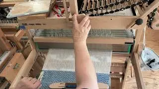 Swinging beater on  Louet Magic Dobby loom