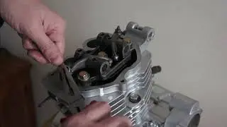 Остановите стук! | Регулировка зазоров клапанов двигателя CG125 (156FMI)