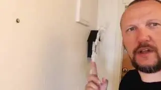 S&aring; h&auml;r f&aring;r man ut gipsplugg (mollyplugg) ur gipsskivor