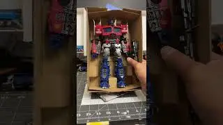 Masterpiece Optimus Prime #transformers #toys #action-figures #satisfying #toycollector