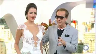 Ronaldo Ésper mostra vestidos de noiva que fogem do clássico