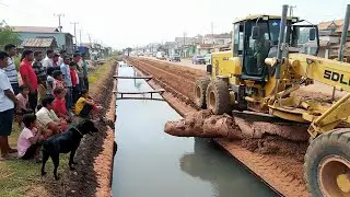 Unbelievable Skill..! Grader Operator Levels the Road Like a Pro|| Countryside Road Construction