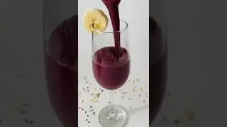 БЕЛКОВЫЙ ЧЕРНИЧНЫЙ СМУЗИ #смузи #рецепты #зож #shorts #готовимдома #shortvideo