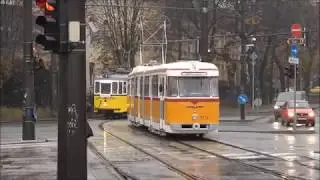Nosztalgia villamosok felvonulása a BKV 50 éves jubileumán