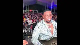 Anthony Santos en castañuelas 2023 mamboooo