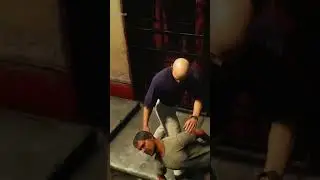 hitman is broken #hitman #glitch  #subdue #neckcrack