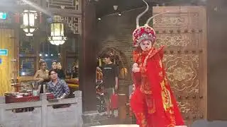 Face Changing Performance at Panda Hot Pot 🔥 in Melbourne | Travel with Linh