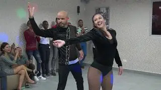 Maquiol & Evelina Clayton.FIESTA NAVIDE&Ntilde;A D GUATEQUE.