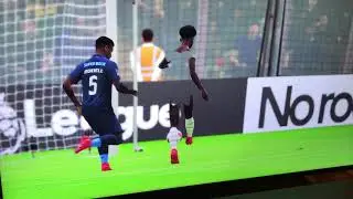 Fifa 20 - Alphonso Davies Invisible Glitch