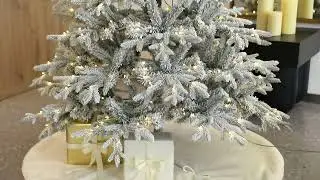 Brief Overview of Glitzhome 8ft Deluxe Pre-Lit Flocked Fir Artificial Christmas Tree