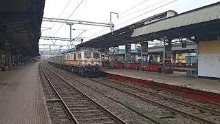 13006 Howrah Mail 🔥😎||#shorts #amritsar #howrah #wap7 #like .....
