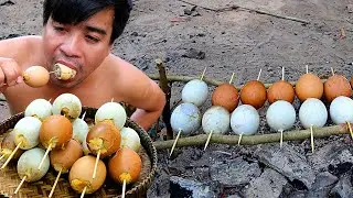Easy Cooking Duck eggs,Chicken Eggs Eating So Delicious and Spicy in forest - Grilled Egg BBQ Recipe