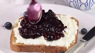 Cream Cheese Toast (15 Ways!)