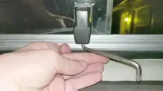 VW Vanagon - Mod: Close the sliding side windows from the outside