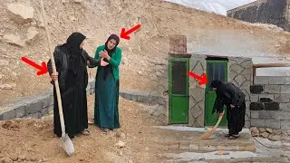 The true story of a grandmother's efforts to build a house and the help of Ms. Tayyaba