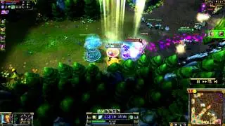 Soraka Heals OP