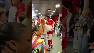 Gabriel Magalh&atilde;es walking out with his daughter as his mascot for the Arsenal win over Leeds&hellip;🥺