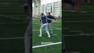 Eli throws a STRIKE with insane trick shot 🤯 @Hulett_Brothers #shorts #trickshots #nygiants #nfl