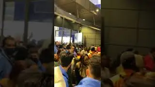 Wizkid FANS BREAK into O2 Arena in London, UK. #Wizkid #MadeinLagos Tour #O2Arena #Astroworld