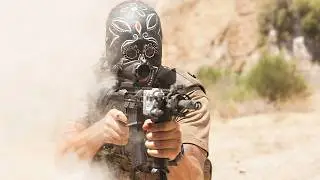 Aaron Taylor-Johnson Robs The Cartel | Savages