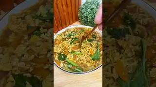 Mie nyemek