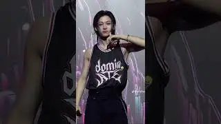 Best mom and dad 😂 #baby #funny #family #felix #hyunjin #skz #straykids