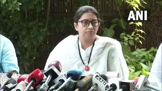 LIVE: Union Minister Smriti Irani addresses a press conference in New Delh | *Live