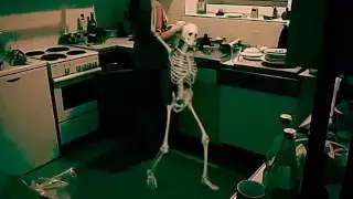 HaLloWeen DANCE DANSE BAILE Tanz on the kitchen