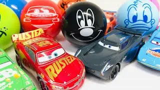 Learn Colors with Cars Tomica and Disney Characters ball vending machine for Kids Children ディズニー　英語