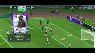 Playing fc mobile against my friend